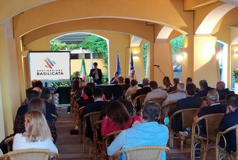 Presentata la "Dest Card", la chiave d'accesso digitale a sconti ed esperienze esclusive per scoprire le autenticità del territorio.