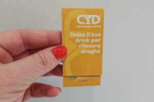 Violenza sulle donne: a novembre nelle farmacie di Roma e provincia test gratuiti per rilevare sostanze stupefacenti nei drink