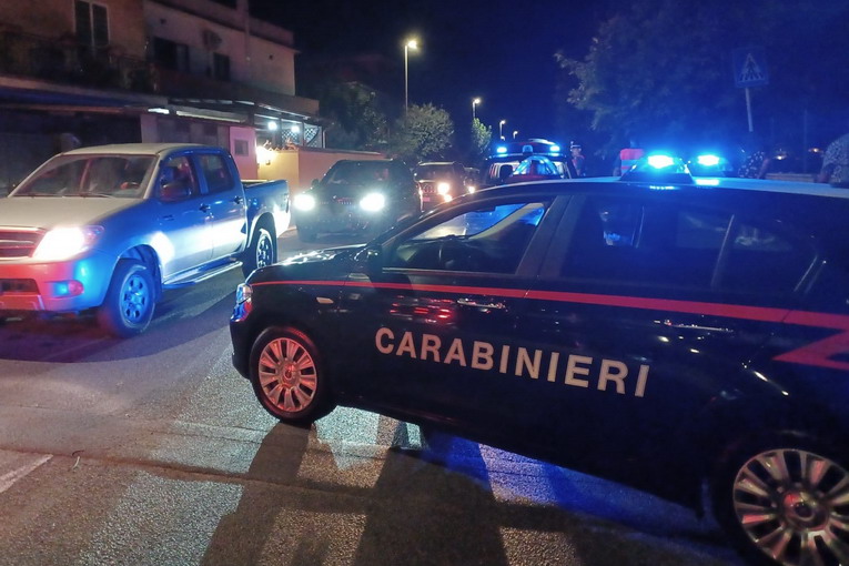 Giro di vite dei Carabinieri contro i ladri su auto in sosta sul litorale