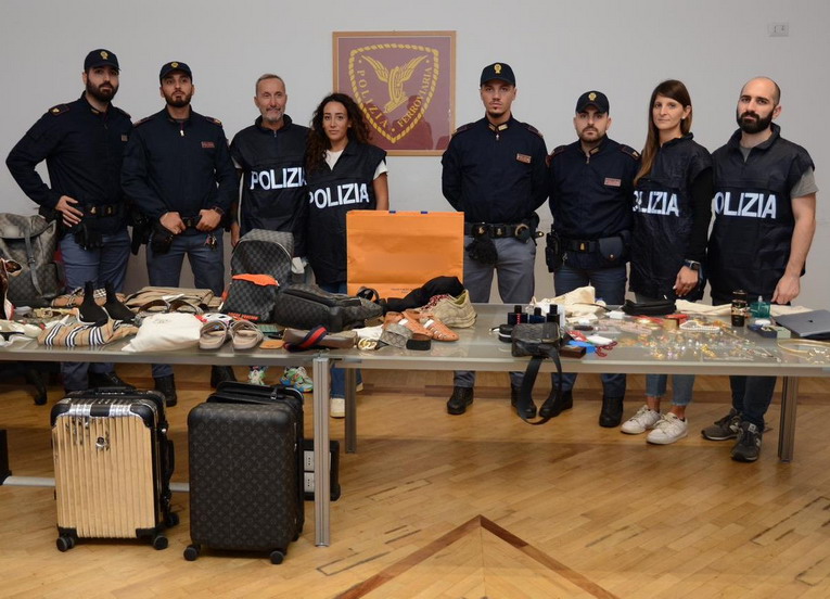 Termini, la Polizia di Stato arresta una banda di ladri seriali in azione sui treni alta velocità