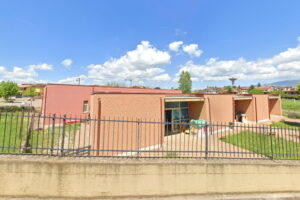 Cisterna di Latina, scuola Cappuccetto Rosso, intrusioni e vandalismo: subito videosorveglianza e incontro con i residenti