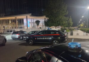 Controlli dei Carabinieri a Garbatella: 230 persone identificate, 5 denunciate e 5 segnalate per uso di droga