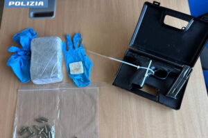Ladispoli, si nascondeva armato e sotto falso nome in un B&B: arrestato dalla Polizia di Stato insieme alla compagna