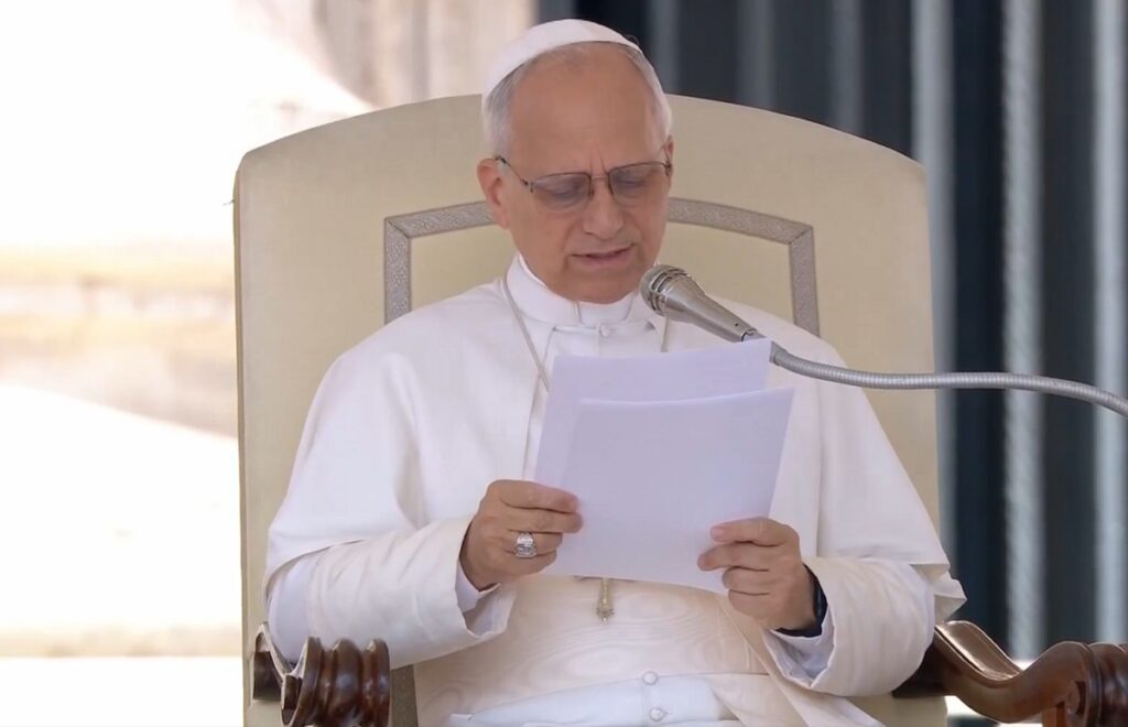 Il Papa ai potenti del mondo: “Abbiate l’audacia del disarmo”