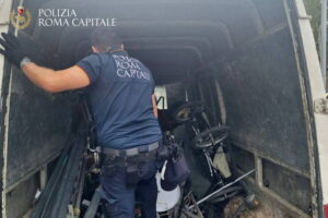 Polizia Locale, intercettati due carichi di rifiuti pericolosi destinati allo smaltimento illegale