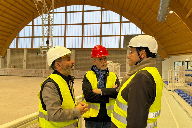 Fiumicino, sopralluogo al Pala Fersini verso la fine dei lavori