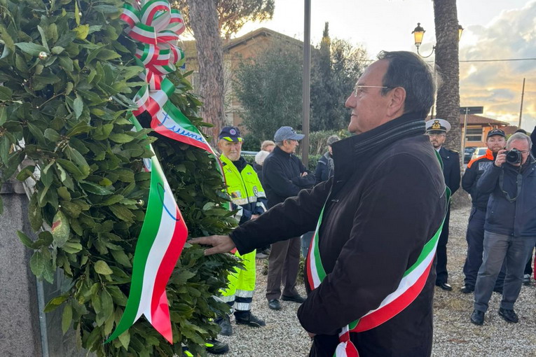 Fiumicino, 141° anniversario della Bonifica del Litorale Romano celebrato con la deposizione della corona d’alloro