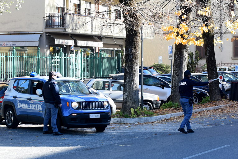 Tenta una truffa in strada: il Questore di Rieti emette un foglio di via obbligatorio