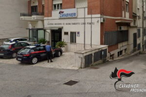 Arce, controlli dei Carabinieri: sequestrati 33 kg di alimenti irregolari e sospeso un deposito non autorizzato