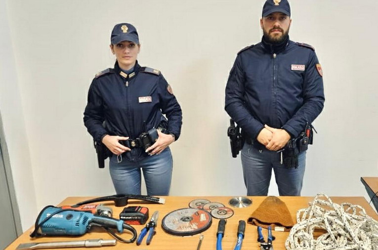Roma, furto sventato dalla Polizia di Stato: un arresto e tre denunce