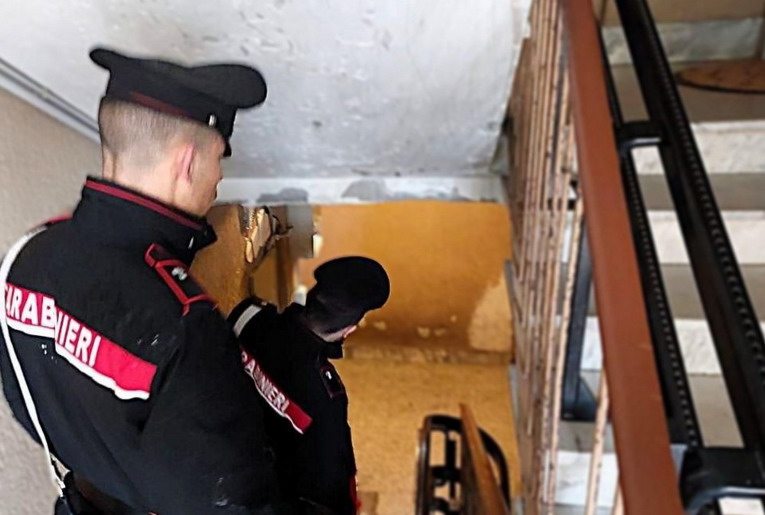 Acilia, arrestati tre italiani gravemente indiziati di furto in abitazione