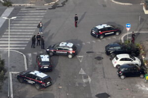 Municipio X, controlli dei Carabinieri sul litorale romano: 4 persone arrestate e 8 denunciate