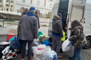 Roma, torna “Amici Fragili”: raccolta solidale per persone senza dimora e famiglie in difficoltà