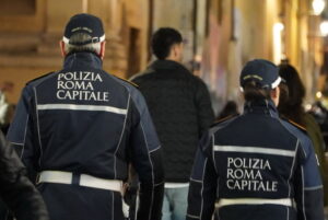 Roma, controlli della Polizia Locale contro la malamovida e per la sicurezza stradale: oltre 2mila illeciti
